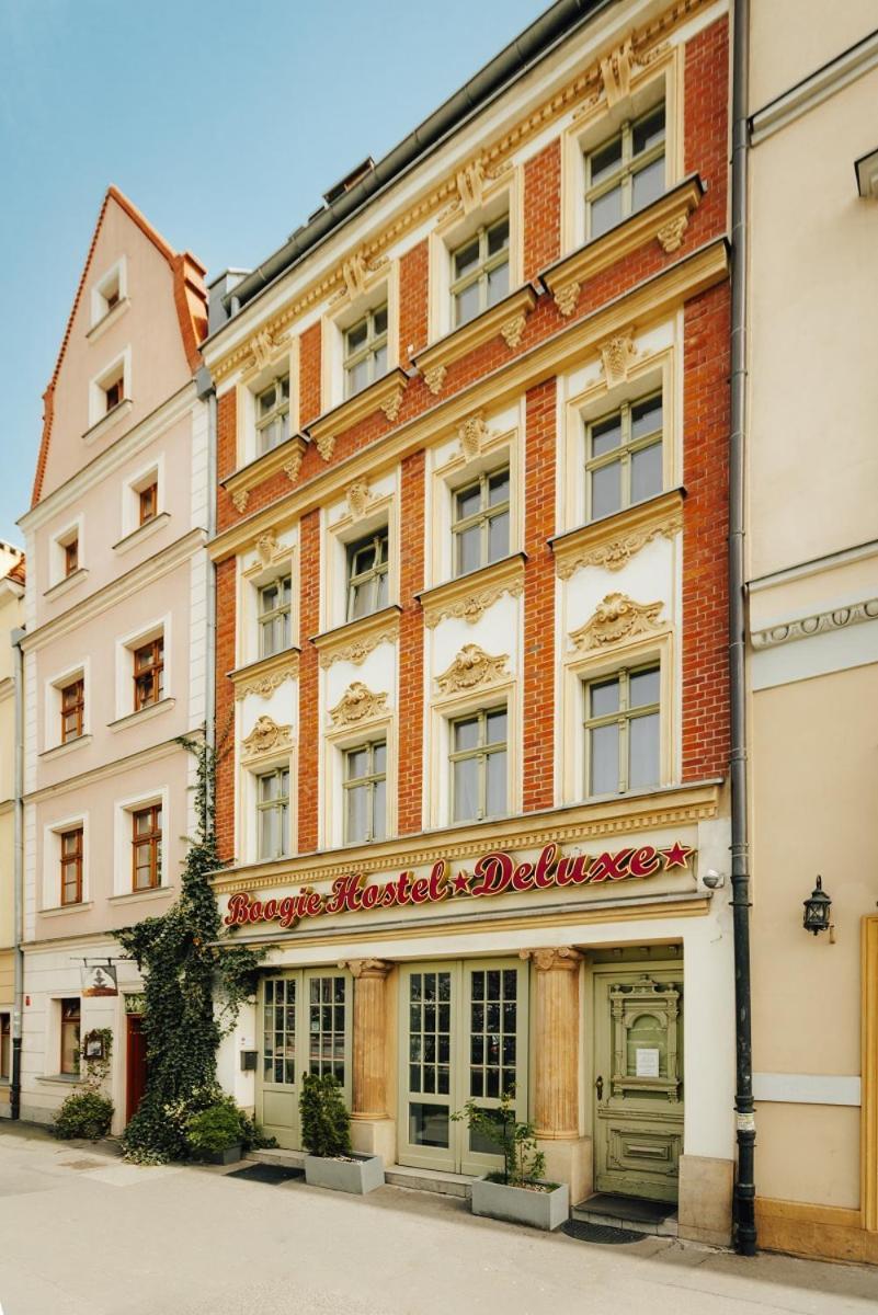 Апарт отель Boogie Deluxe Old Town Вроцлав Экстерьер фото